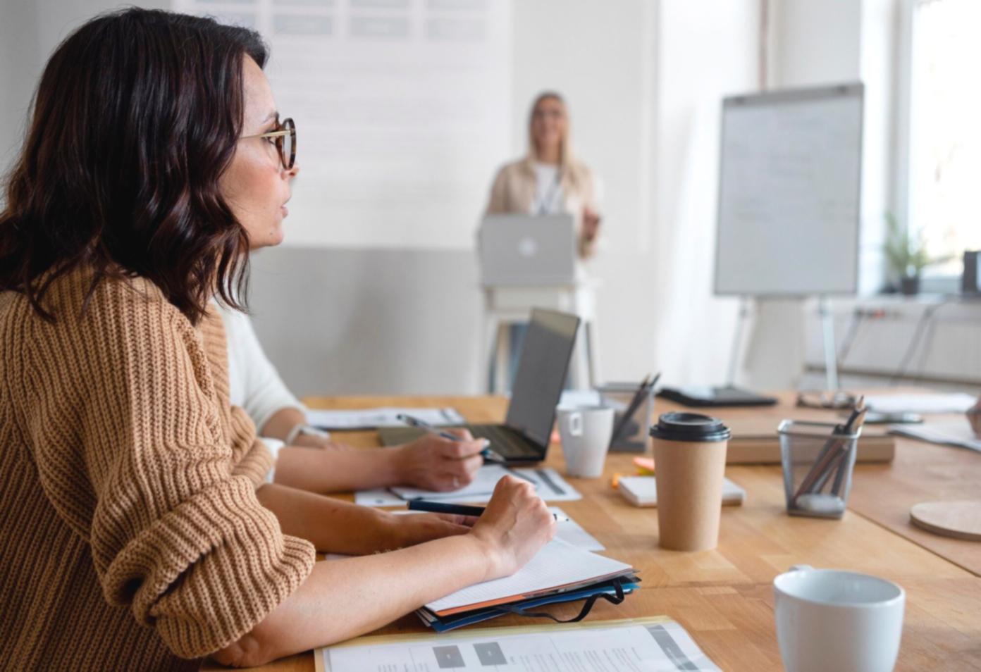 Moderne Finanzanalyse und Investmentplanung